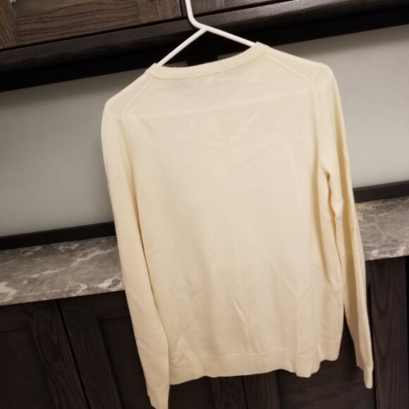 Uniqlo Cream Cashmere Cardigan Sweater - Picture 2 of 6